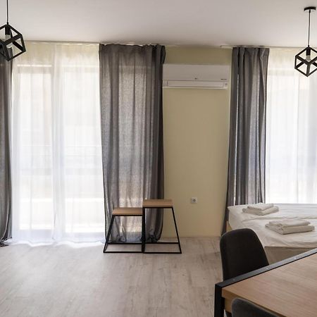 La Familia Apartments Varna Exteriér fotografie