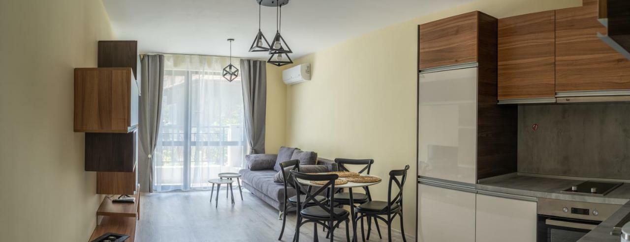 La Familia Apartments Varna Exteriér fotografie