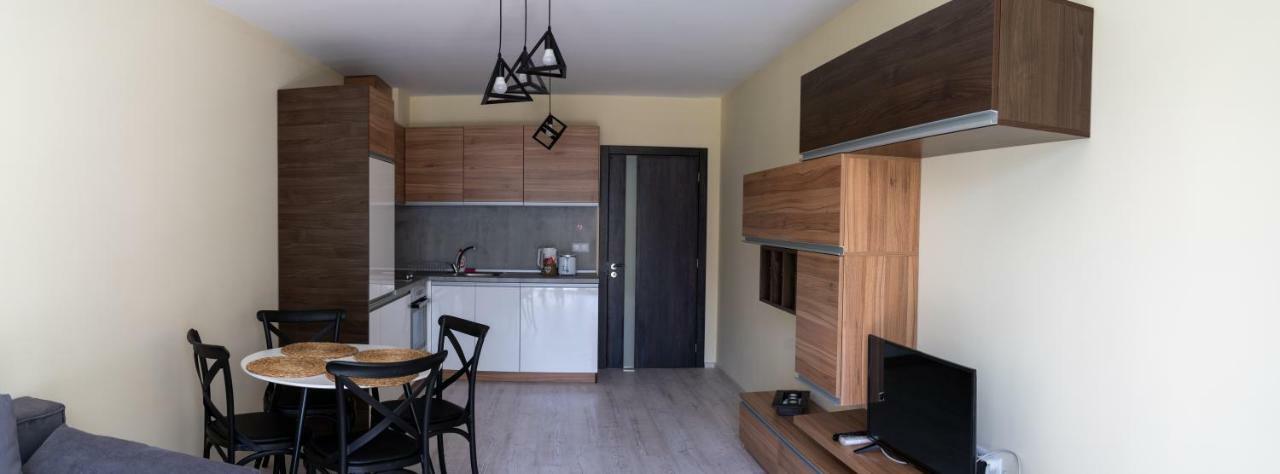 La Familia Apartments Varna Exteriér fotografie