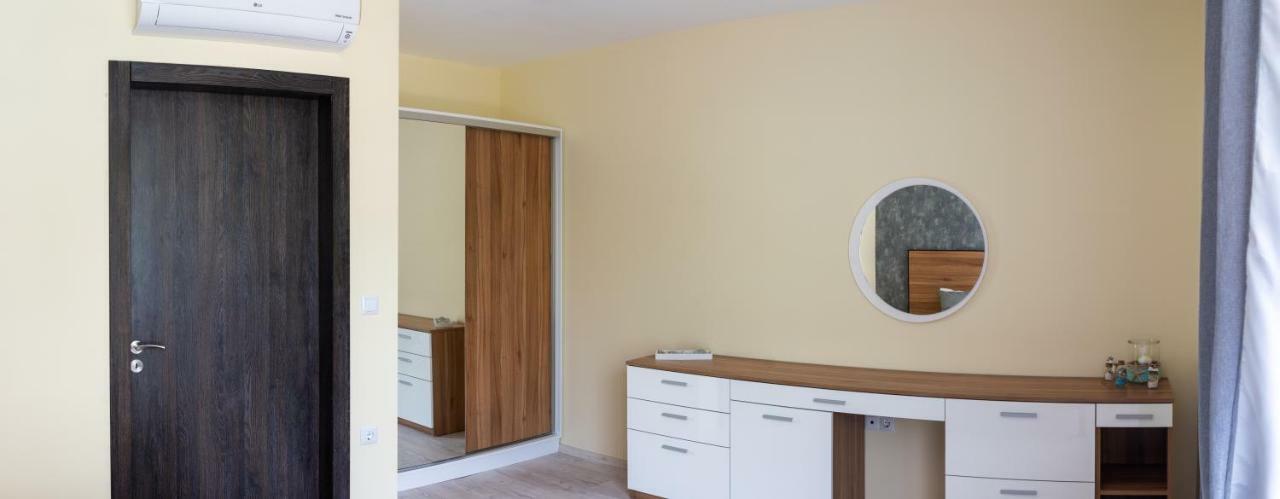La Familia Apartments Varna Exteriér fotografie