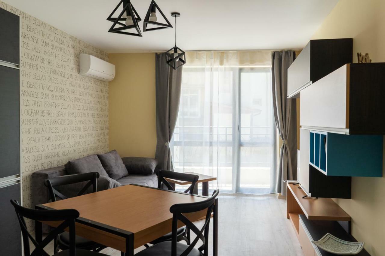 La Familia Apartments Varna Exteriér fotografie