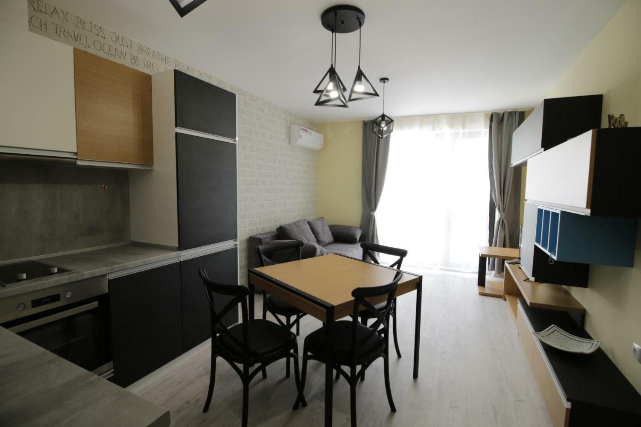 La Familia Apartments Varna Exteriér fotografie
