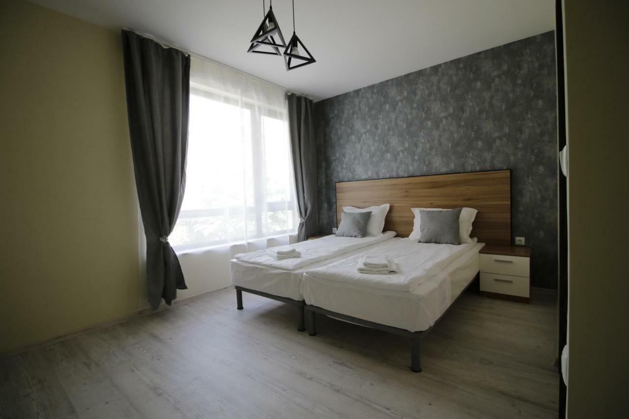 La Familia Apartments Varna Exteriér fotografie