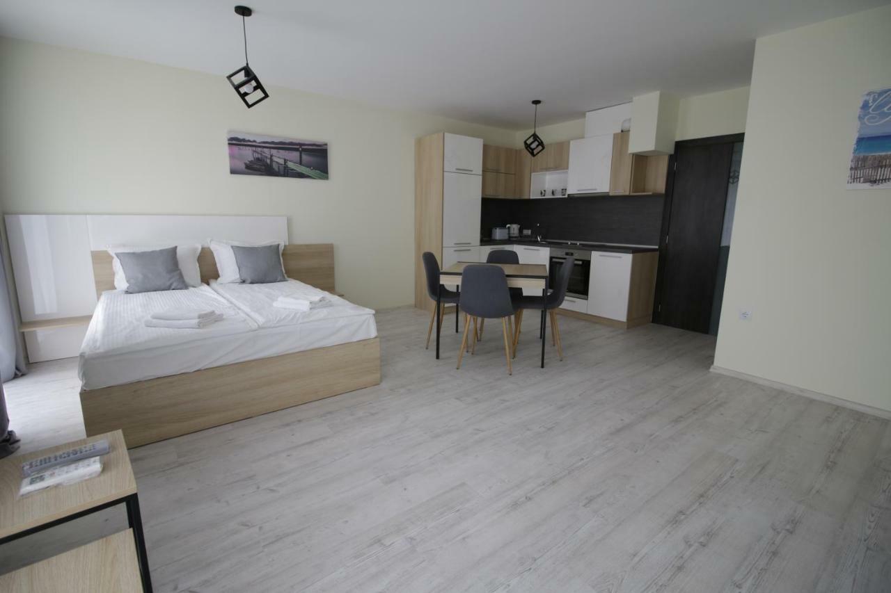 La Familia Apartments Varna Exteriér fotografie