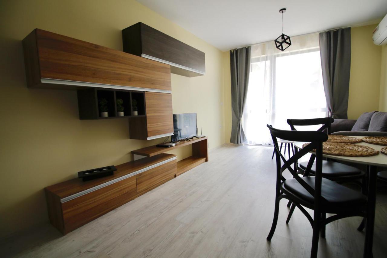 La Familia Apartments Varna Exteriér fotografie